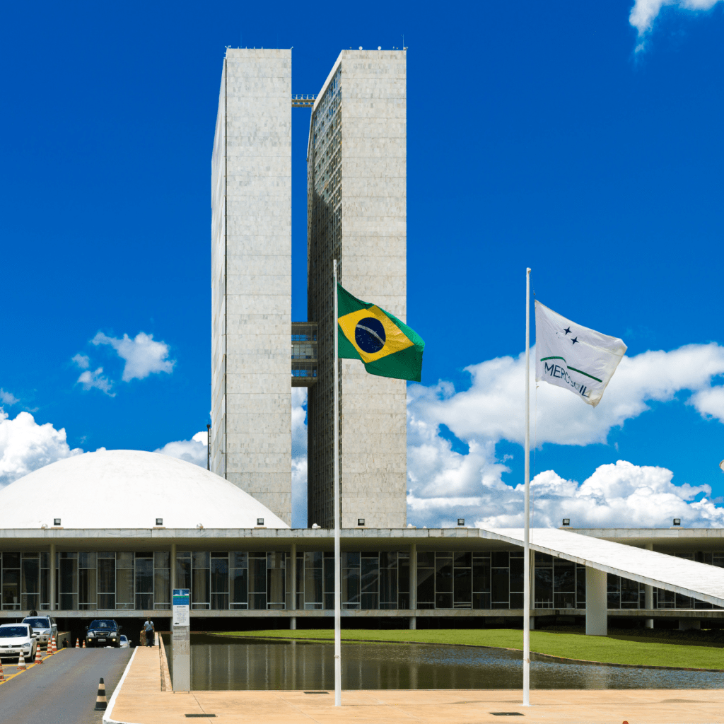 Novas ocupações do MEI entram no Contrata+Brasil e abrem portas para vender ao governo